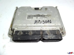Centralina Ecu 0281010111 038906012K Bosch