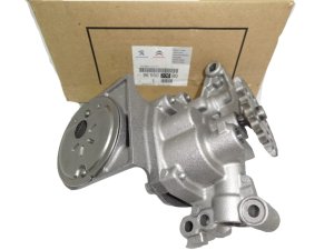 Pompa olio 9655020680 Citroen C2, C3, C4 / 1.4 Originale