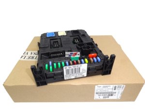 Modulo comfort BSI Peugeot Expert 2 1609999180 9678476880