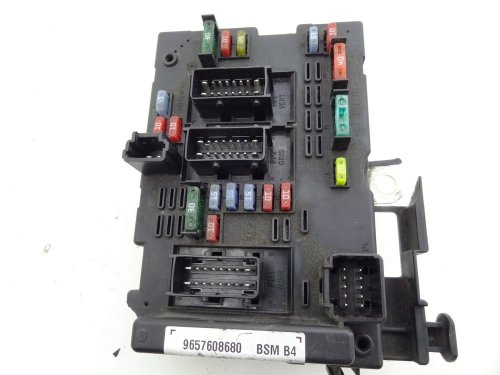 Modulo fusibili BSM B4 9657608680 Peugeot 206