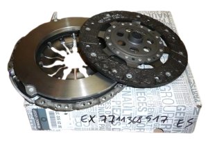 Frizioni complete Clio III 1,5 DCI 302050237R Nuove originali Renault