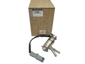Iniettore Adblue Master 2.3DCI 160726474R Nuovo Originale Renault