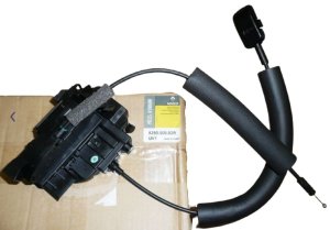 Serratura porta 825000003R destra posteriore Laguna III