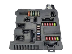 Controller UPC X84 N3 8200306033B Renault Megane 2