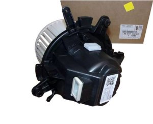 Ventola del riscaldamento 9849717080 Citroen Jumpy IV Peugeot 3008,5008 Originale