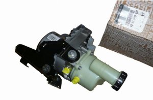 Pompa servosterzo 491100992R Dacia Duster Originale Nuova