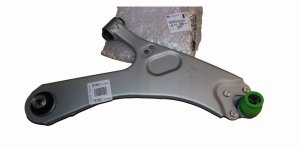 Braccio oscillante destro anteriore 9831682780 Citroen C4 III Peugeot 2008 II Originale Nuovo