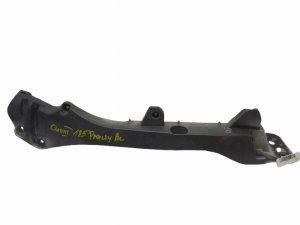 Fissaggio parafango anteriore destro 8200314931 Renault Clio III Station wagon
