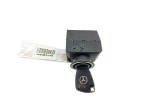 Interruttore di accensione Mercedes-Benz A 1695451108  04156920
