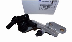 Fissaggio pompa acqua 9836330880 Citroen C5 III 1.2THP Originale Nuovo