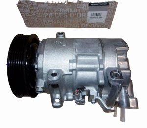 Compressore aria condizionata  8200939386 Renault Megane III, Scenic III 1.5DCI Originale