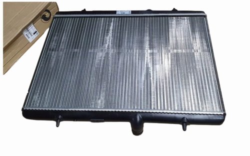 Radiatore acqua 1330.Y5 1330Y5 Citroen Peugeot 2.0HDI Originale Nuovo