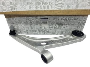 Braccio oscillante destro 545005MZ0A Renault Master IV Originale Nuovo