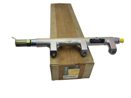 Rampa di iniezione Master II 2,5 DCI 8200023961 Nuova originale Renault