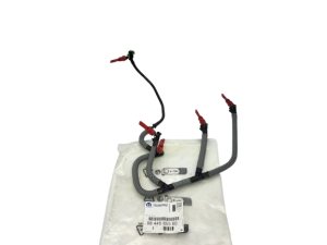 Tubo carburante 2,0HDI 9844585580  Nuovo originale Citroen Peugeot C4