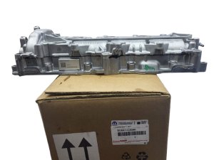 Coperchio valvole SU001C2090 Citroen Peugeot 1.5BHDI Originale Nuovo