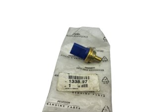 Sensore temperatura acqua 1338.97  133897 Citroen Peugeot Originale Nuovo