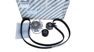 Distribuzione Completa + Pompa 71771574 Fiat Punto 1.9JTD Originale Nuova