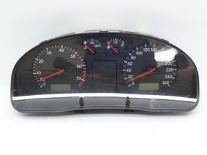Contatore  Quadro strumenti Volkswagen Passat B5 110008794006