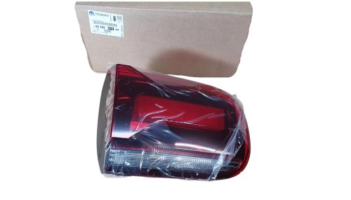 Lampada posteriore sinistra portellone 9845247480 Citroen C5 Aircross Nuova Originale