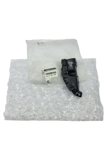 Supporto paraurti 622236734R Dacia Spring destro anteriore originale nuovo