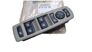 Pulsante alzacristalli 809610018R Renault Megane III Nuovo Originale